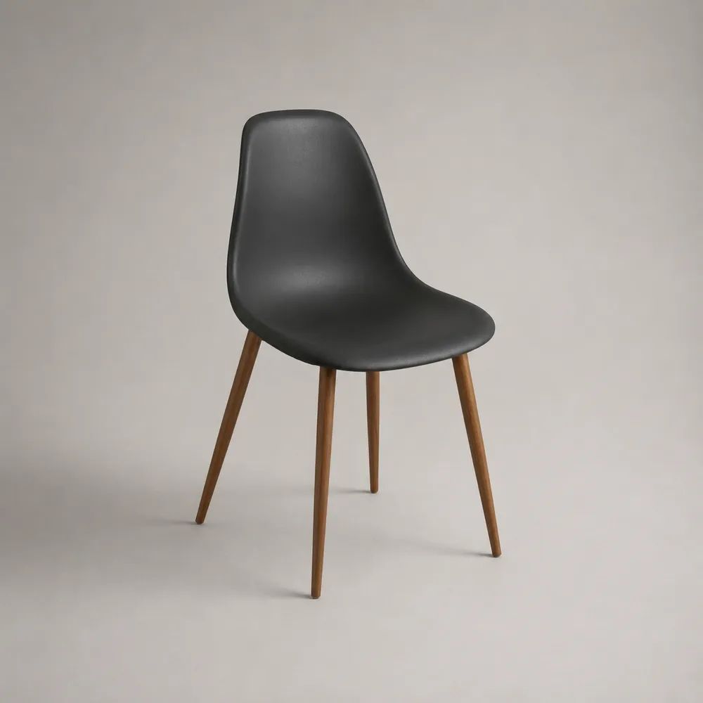 Chaise de salle à manger en polypropylène noir avec pieds en hêtre massif, 46 × 53 × 84 cm