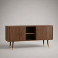 Meuble TV bas rectangulaire en MDF plaqué noyer, 2 portes coulissantes, marron noyer et laiton, 150 x 40 x 75 cm