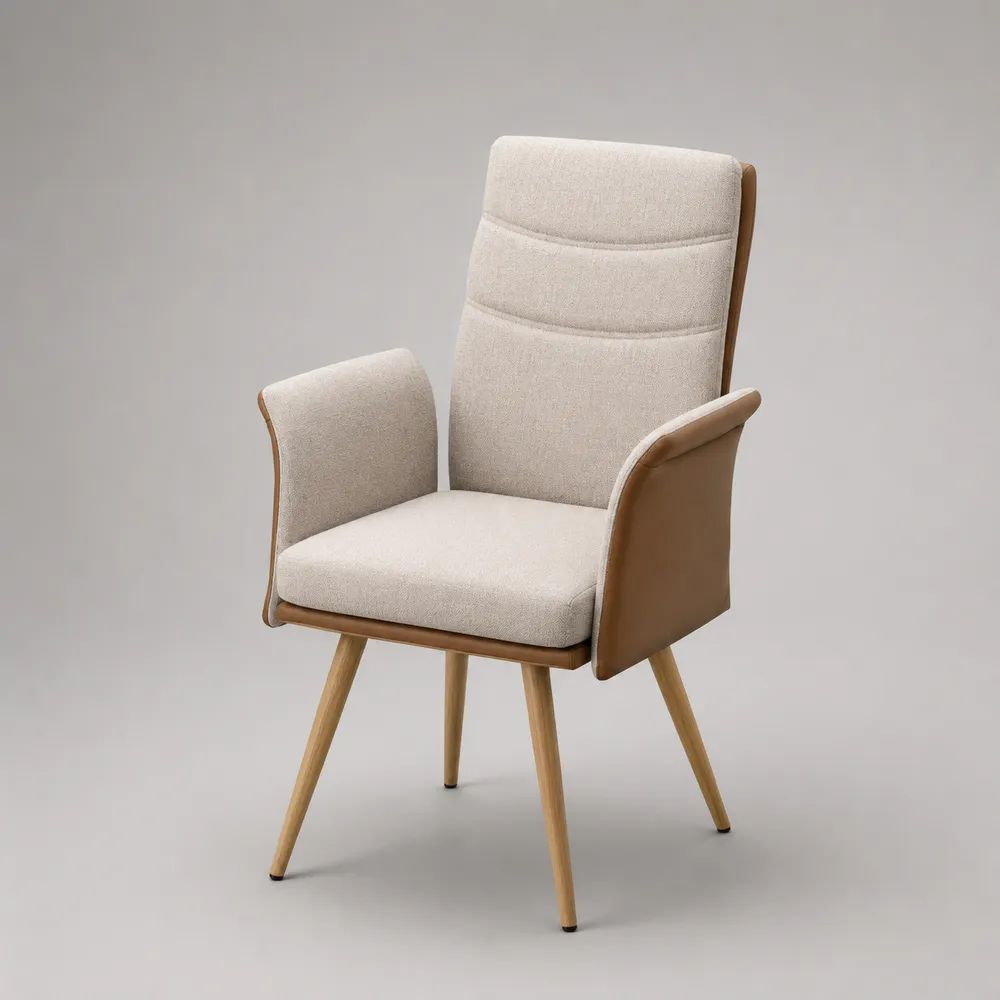 Chaise rembourrée avec accoudoirs et dossier haut en tissu et similicuir beige et marron clair, pieds en bois naturel, 60 × 64 × 100 cm