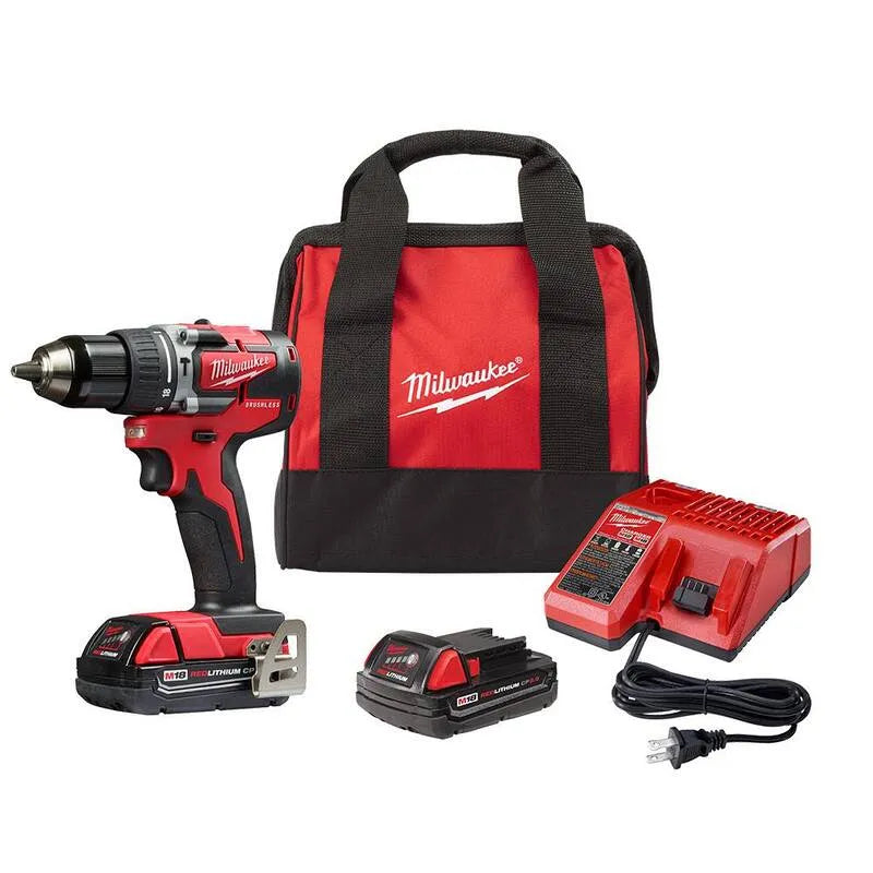 Kit de conduite Milwaukee M18, conception sans fil, conception portable compacte, 18V, 1/2 po, chargeur et boîtier, sans brosse, 2 in